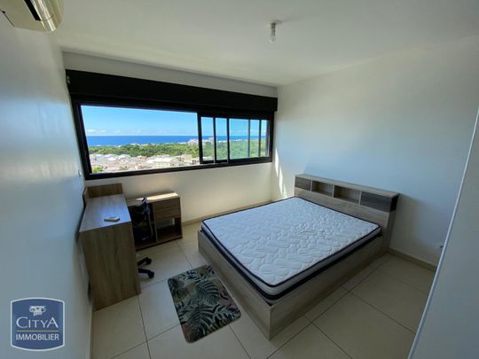 Location Appartement 3 pièces 52m² ST DENIS 97400 - Photo 1