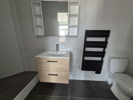 Location Appartement 1 pièce 21m² RONCHIN 59790 - Photo 4