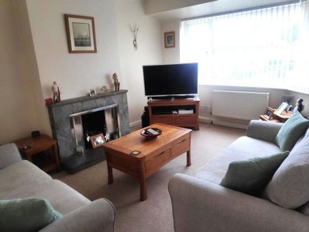 2 bedroom maisonette to rent - Photo 4