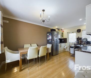 Explorer Avenue, Staines-upon-Thames, Surrey,TW19 - Photo 3