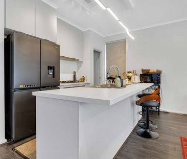 Stylish & Spacious Modern Home in Parafield Gardens - Photo 6