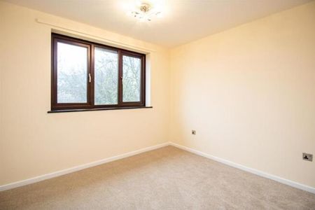 4 bedroom detached house to rent - Photo 5
