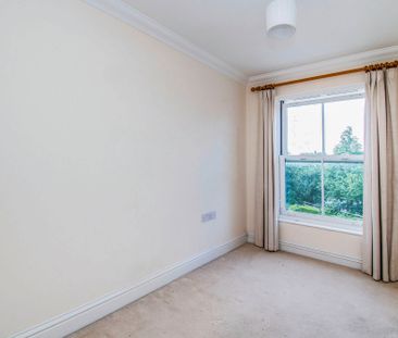 2 bedroom apartment to rent Great Eastern Court, Lower Clarence Roa... - Photo 5