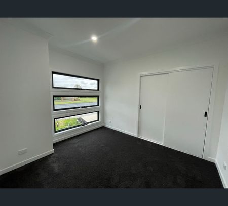 18 Moody Street, Koo Wee Rup, Vic 3981 - Photo 5