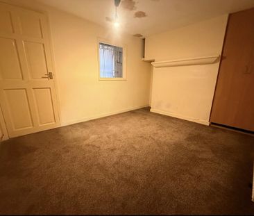 5 bedroom terraced house to rent - Photo 2