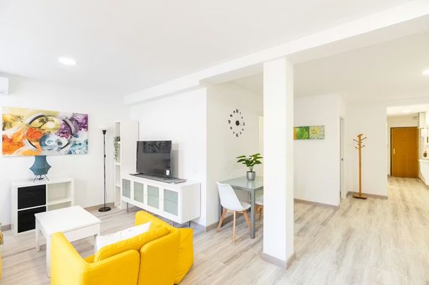 Calle de Sicília, Barcelona, Catalonia 08025 - Photo 1