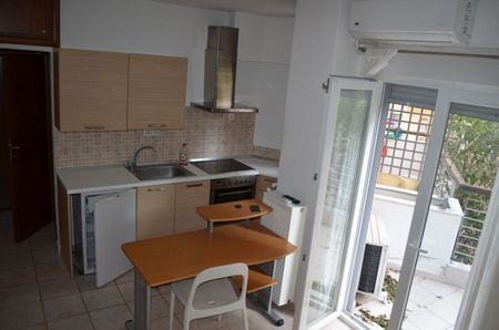 Studio/Γκαρσονιέρα για ενοικίαση 40 Εκκλησιές (40 Εκκλησιές - Ευαγγελίστρια) - Photo 2