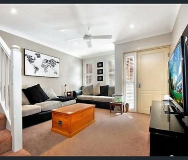 Sun Filled Home - Photo 5