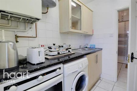1 bedroom flat to rent - Photo 2