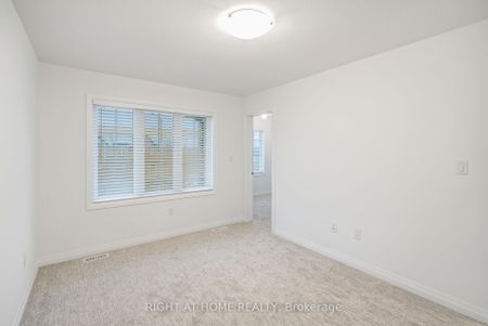 Property For Lease | X7342416 - Photo 5