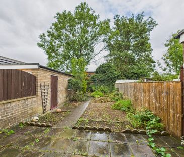 3 Bedroom Semi-Detached House - Photo 4