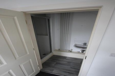 Brewers Terrace, Dawley - £825 pcm - Photo 4