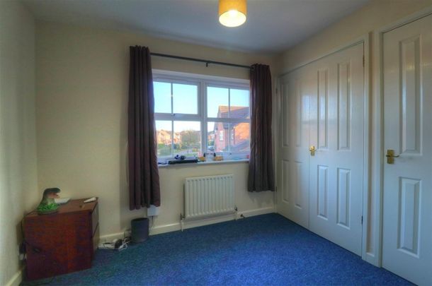 2 BED End of terrace house To rent - Photo 1