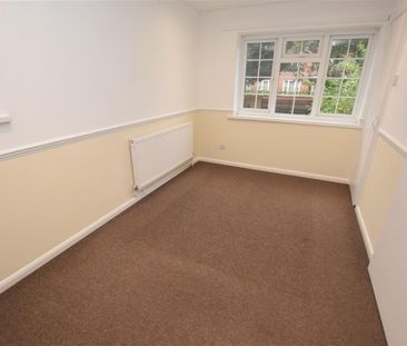 Clayhall Road, Droitwich - Photo 6