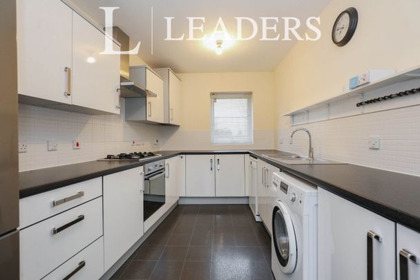 4 bedroom house to rent Einstein Crescent, Duston, Northampton, Northamptonshire, NN5 - Photo 1