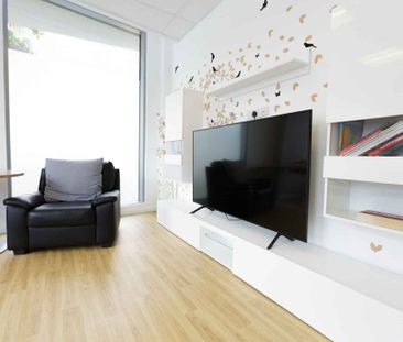 Bronze Studio - Photo 3