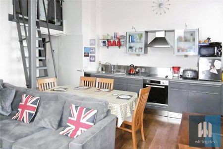 2 bedroom apartment to rent - Photo 2