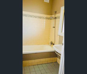 Charming 3-Bedroom Home for Rent in Elizabeth North - Photo 4