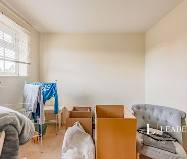 2 bedroom mid-terrace to rent Elm Drive - Photo 5