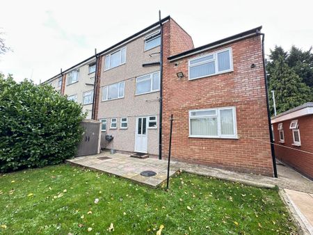 1 bedroom ground floor maisonette to rent - Photo 3