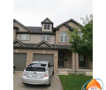 30 Vaughan St, Guelph - Photo 1