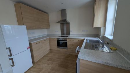 1 bedroom flat to rent - Photo 5