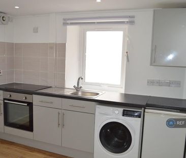 1 bedroom semi-detached house to rent - Photo 5