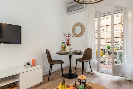 Carrer de la Independència, Barcelona, Catalonia 08026 - Foto 3