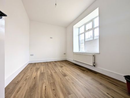 Bridgend Road, Pontyclun, Llanharan - Photo 5