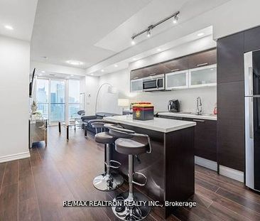 2 Bedroom, 2 Bathroom - Aura Condos - Photo 4