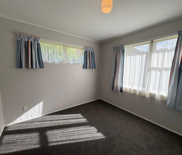 Unit 1, 42A Arthur Road, Hill Park, Auckland - Photo 4