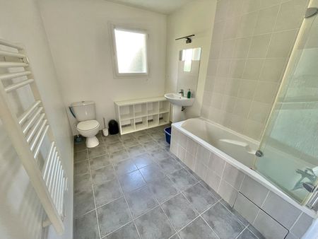 Location Maison 2 pièces 42m² - Photo 4