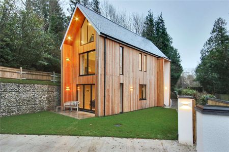 A contemporary family home near the village of Wadhurst - Photo 5