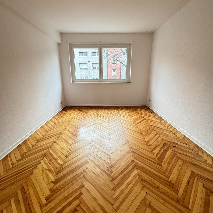 Tolle 2,5 Raum Wohnung mit Balkon an der Buggenbeck - Photo 1