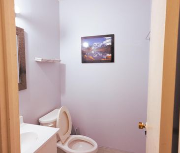 For Lease - 3025 THE CREDIT WOODLANDS N/A Unit# 250, Mississauga, O... - Photo 2