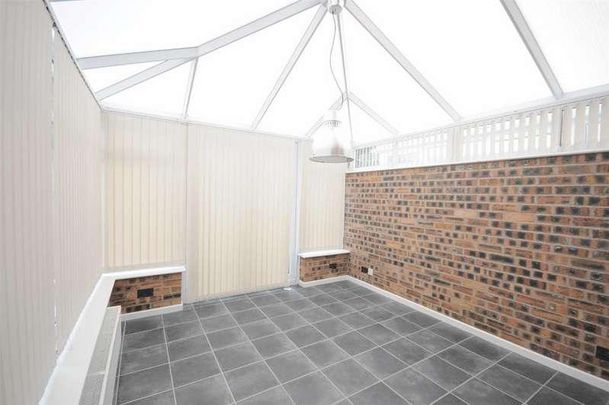 Highview Road, Fulford, ST11 - Photo 1