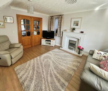 4 bedroom detached house to rent - Photo 2