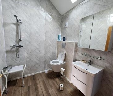 2 bedroom house share to rent - Photo 5