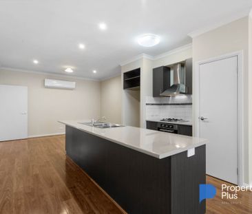 Modern Living in Kangaroo Flat! - Photo 3
