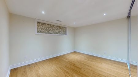 For Lease - 14 Hedges Boulevard Unit# Lower, Toronto, Ontario - Photo 5