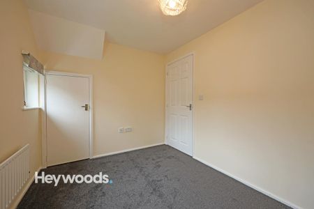 1 bedroom maisonette to rent - Photo 2