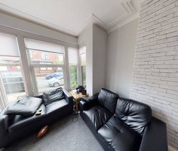 59 Headingley Avenue, Leeds, LS6 3ER - Photo 1