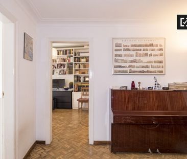 barcelona, Catalonia 08034 - Photo 6