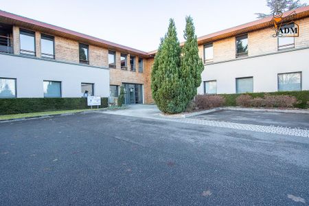 Location BUREAUX EN PLEIN COEUR DU BASSIN DE DISNEY / VAL D'EUROPE - Photo 2