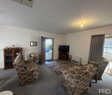 3BR TOWNHOUSE-WESTSIDE LOCATION - Photo 1