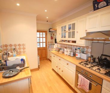2 bedroom semi-detached house to rent - Photo 3