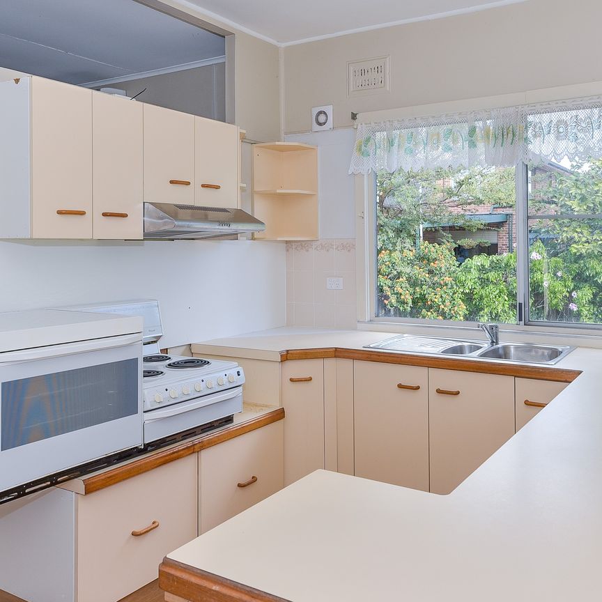 Level Home - Close to Waterfront - Photo 1