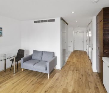 Studio to rent - Photo 3