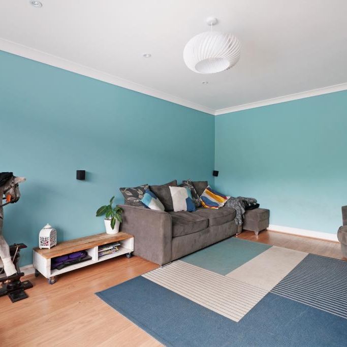1 bedroom property to rent - Photo 1
