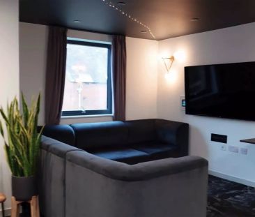 Silver Studio - Standard View | Upper Level - Photo 1